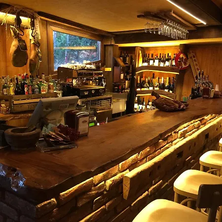 Le Clou ホテル 3*