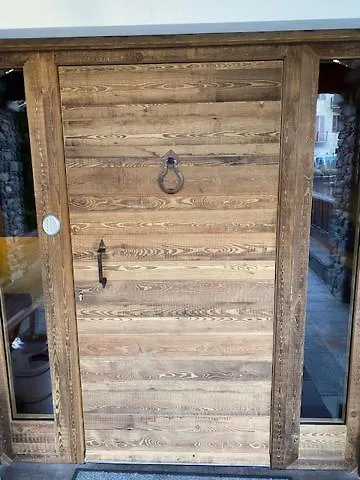 فندق Le Clou أرفيير